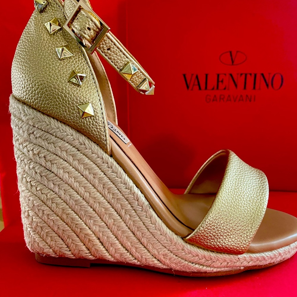 COPY - Size 7 gold Valentino Garavani  rockstud ankle strap sandal